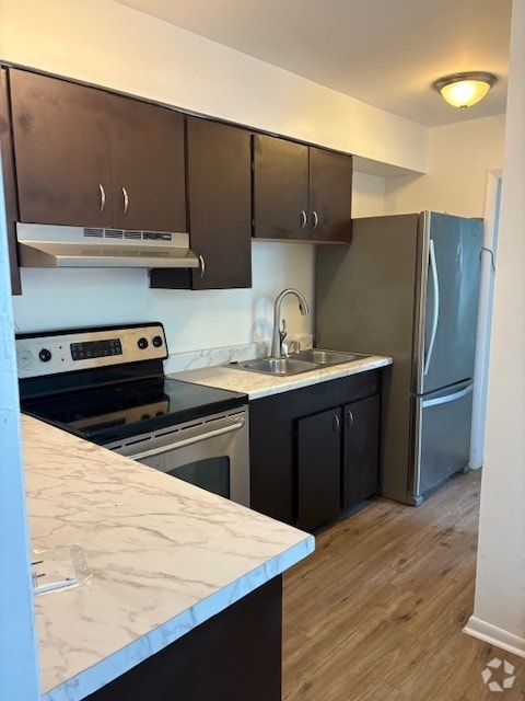 Building Photo - 1315 Laird St Unit B Rental