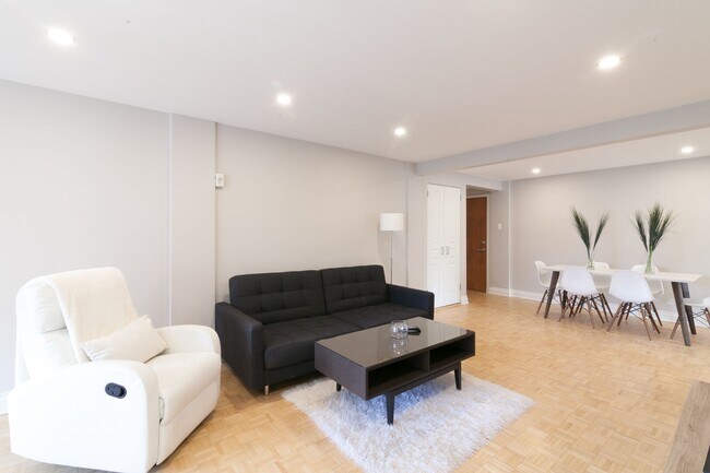 Photo - 3421 Rue Drummond Unit 104