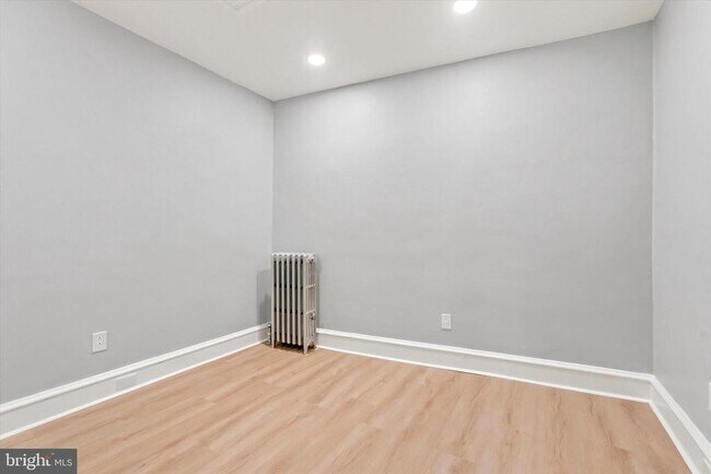 Photo - 5548 Ridge Ave Unit 2ND FL