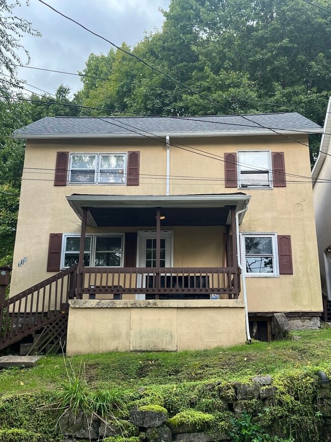 Photo - 710 Valentine St Unit 1