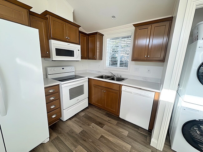 Photo - 8531 Kittyhawk Ave