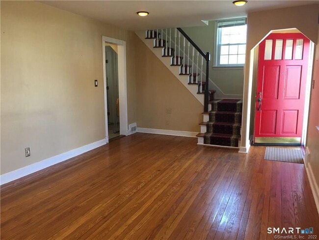 Photo - 11 Fairlea Ave