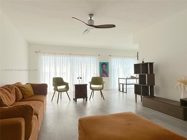 Photo - 9700 E Bay Harbor Dr Unit 408