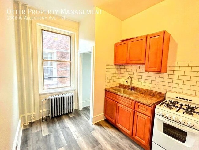 Photo - 1306 W Allegheny Ave Unit 2R