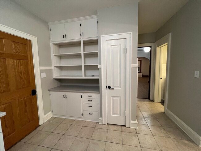 Photo - 118 E Franklin St Unidad 118