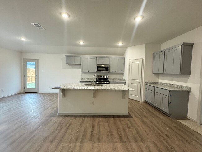 Photo - New Beginnings Start With AMRR: 3 BD Suburban Style Neighborhood!