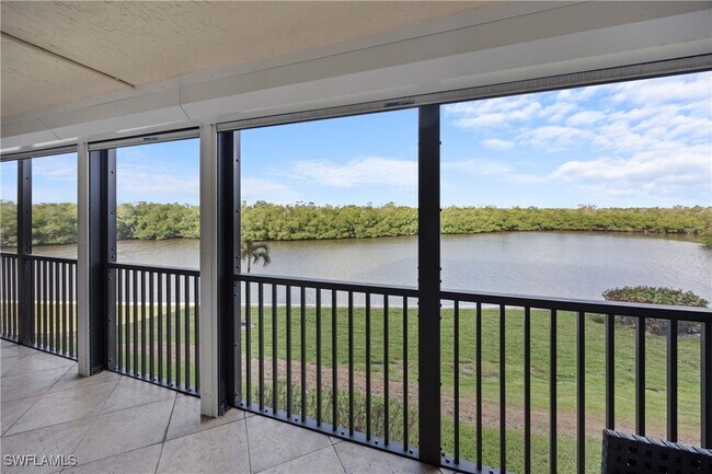 15 Bluebill Ave Unit 103s