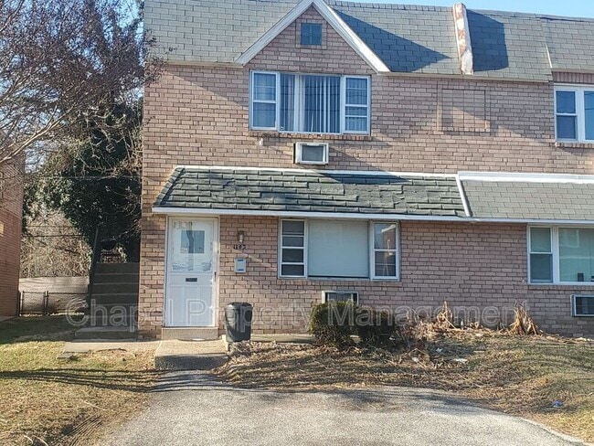 Building Photo - 1143 E Sydney St