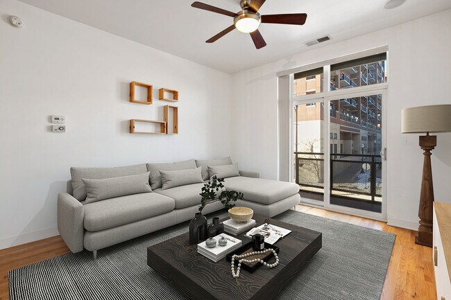 Photo - 1515 S Halsted St