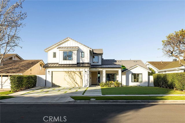 Photo - 2012 Port Chelsea Pl