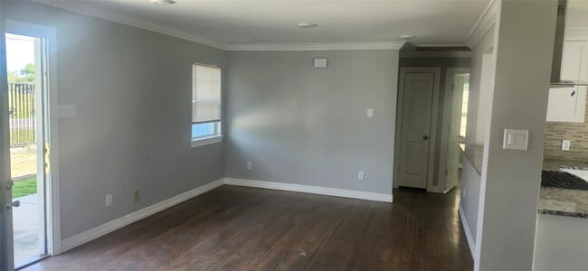 Photo - 4650 Brinkley St