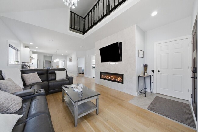 Photo - 4623 S Kilpatrick Ave