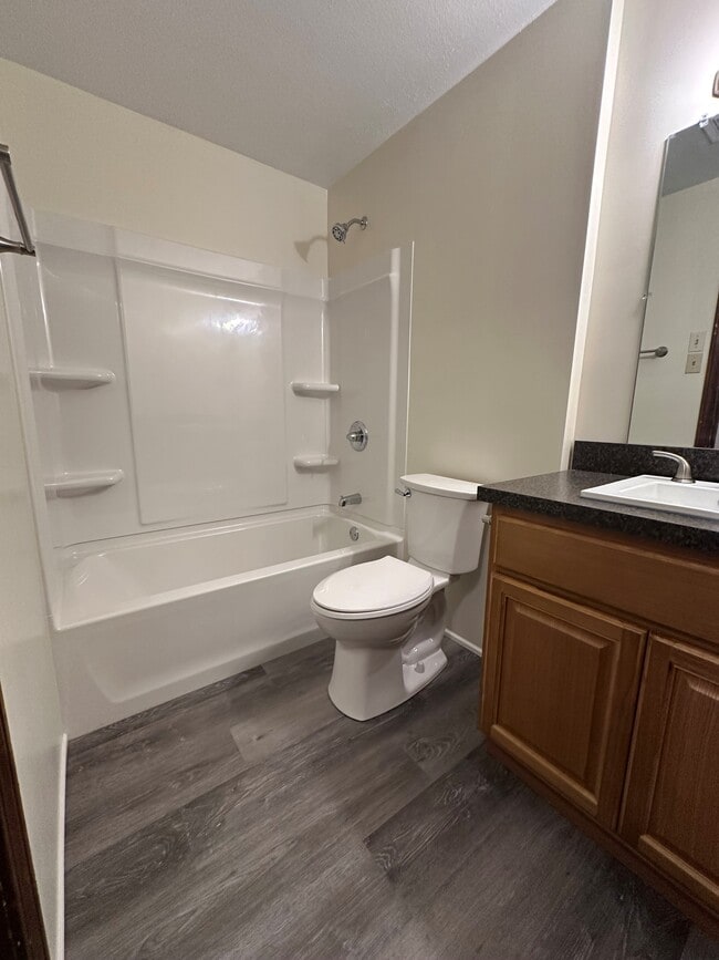 Photo - Brookside Apartments