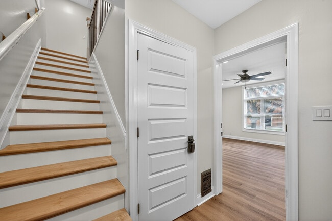 Photo - 305 W Exchange St Unit B