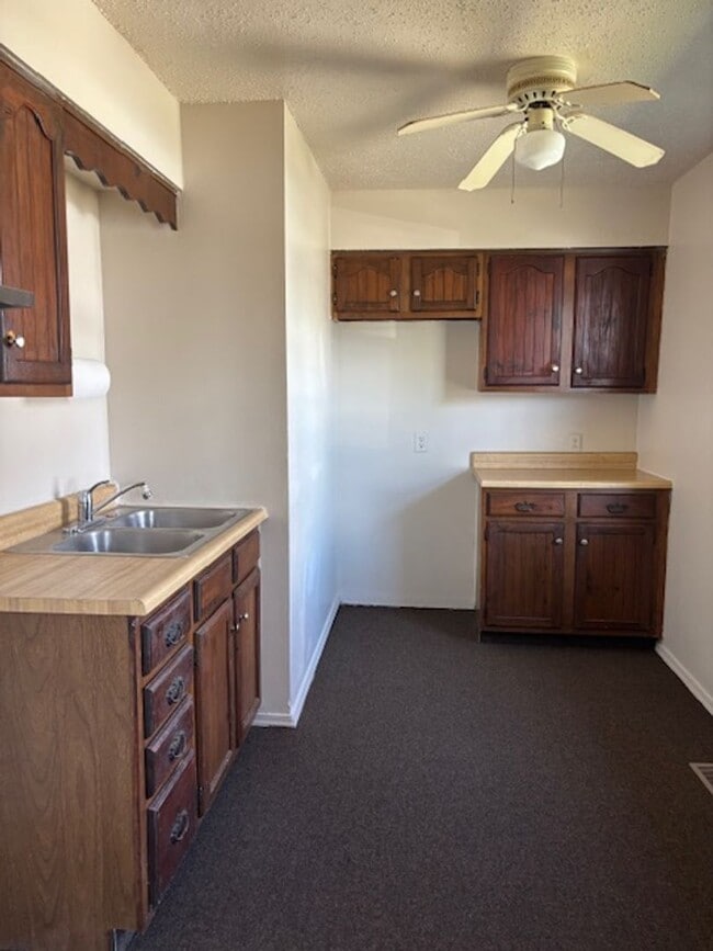 Photo - 701 703-703 E Oregon St Unit 703