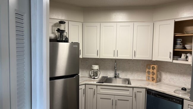 Photo - 98 Harmon Cove Tower Unit 216
