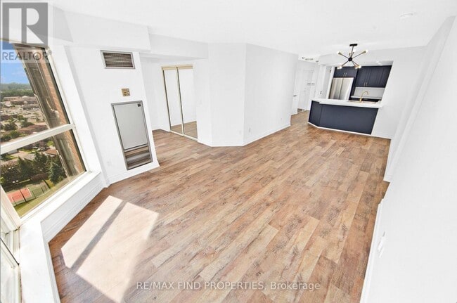 Photo - 335 Webb Dr Unit 1907