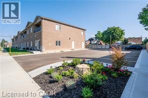 Photo - 161 Ottawa Street S Unité 206