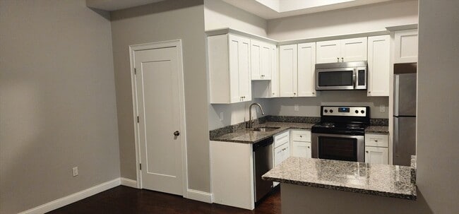 Photo - 10 Merrymount Rd Unit 405