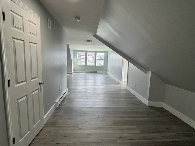 Photo - 327 N Maple Ave