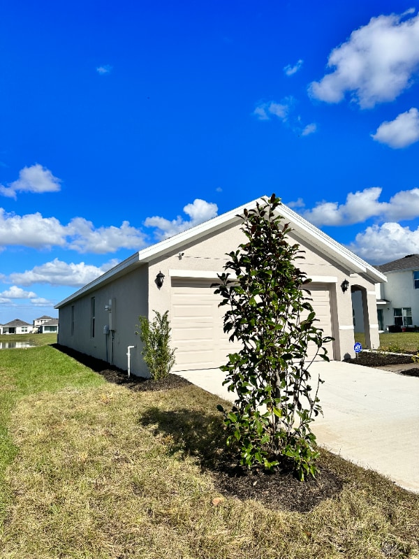 3259 Rock Sound St