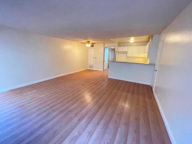 Photo - 10225 Hillhaven Ave Condo Unit 109