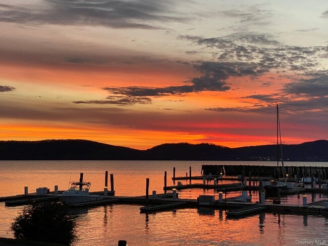 Building Photo - 1309 Half Moon Bay Dr