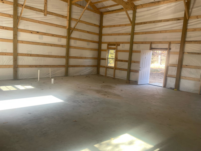 Photo - 318 Stone Mountain Rd House