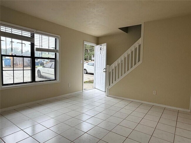 61 Caboose Ct NW