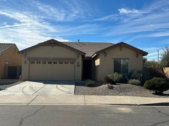 Building Photo - Beautiful 4 bedroom 2 bath home -- COMING ...
