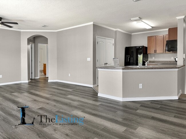 Photo - 803 Ashentree Dr