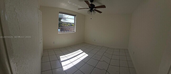 Photo - 652 NW 3rd St Unit 304