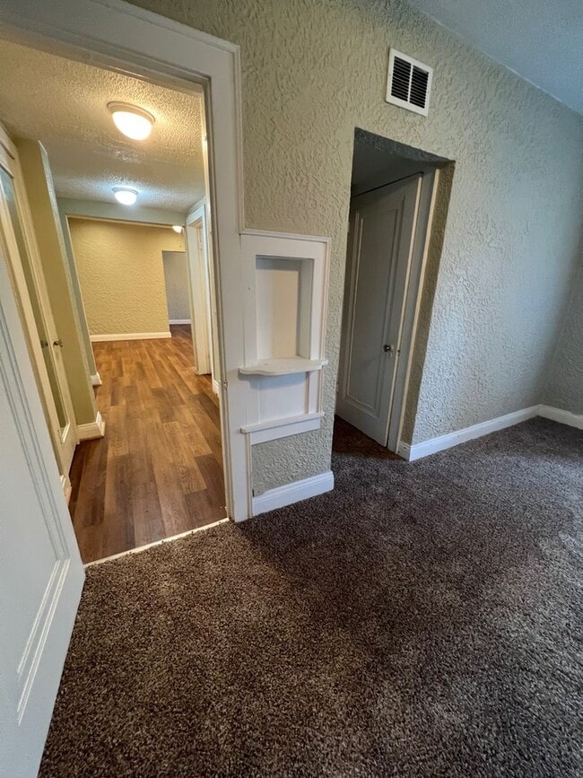 Parchment Manor Apartments