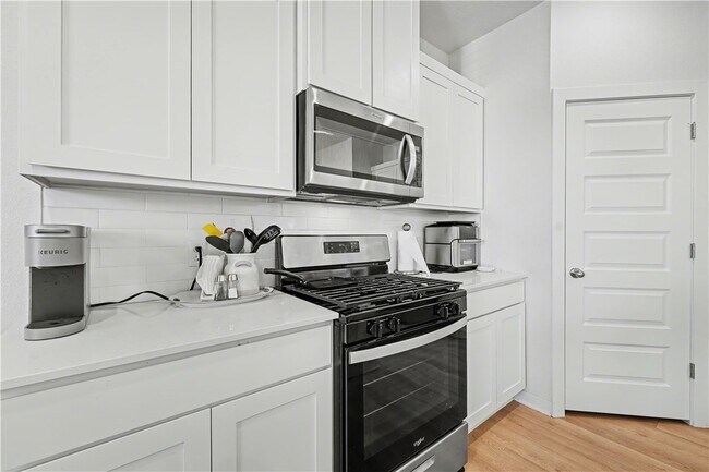 Photo - 4885 W Triangle St