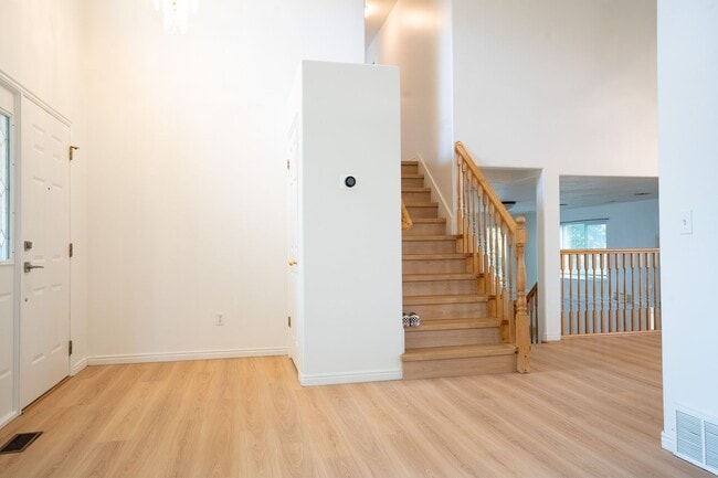 Photo - Beautiful Remodeled Home In Great Clinton Area