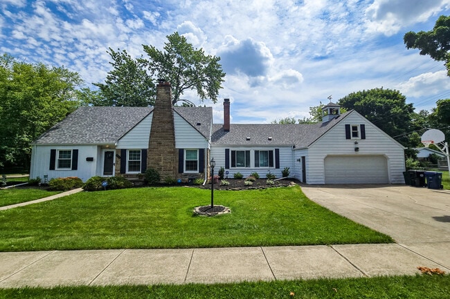 Photo - 26095 Dow St House