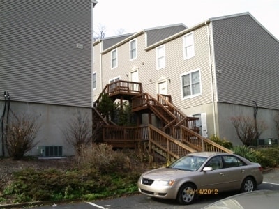 Photo - 454 Stewart St