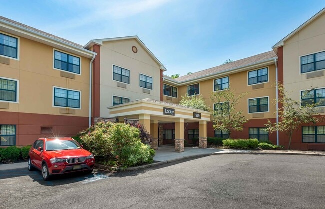Furnished Studio-Red Bank - Middletown