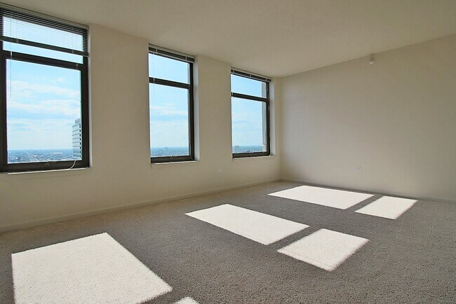 Photo - 350 N Desplaines St Unit 3204