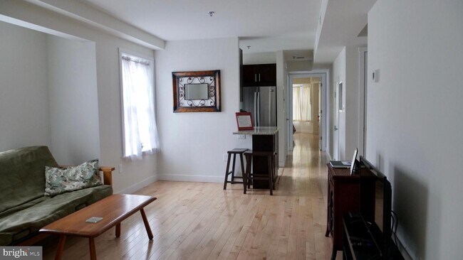 Photo - 800 S 12th St