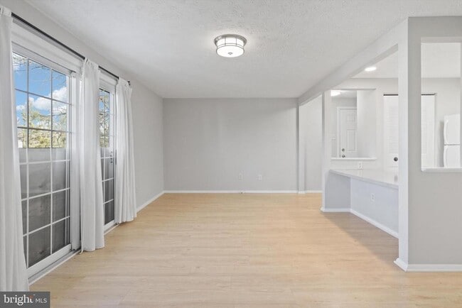 Photo - 8385 Brockham Dr Unit 29/85M