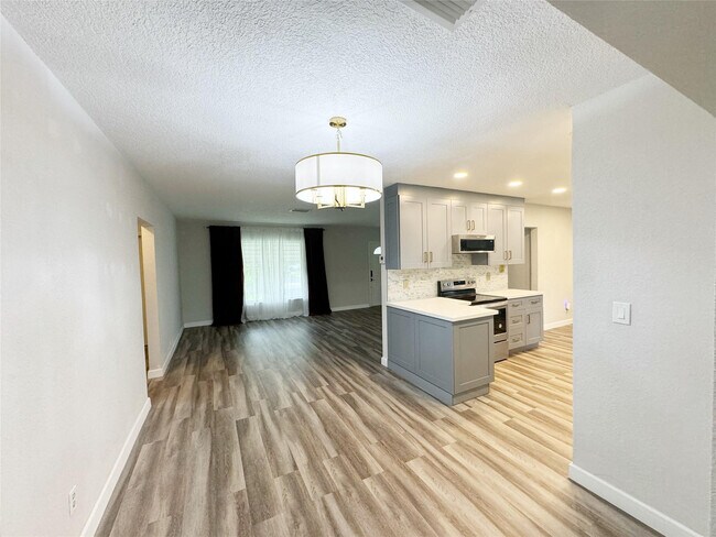 Photo - 9602 NW 72nd St