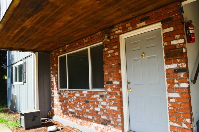 Photo - 317 Linn Ave Unit 317 Linn Avenue