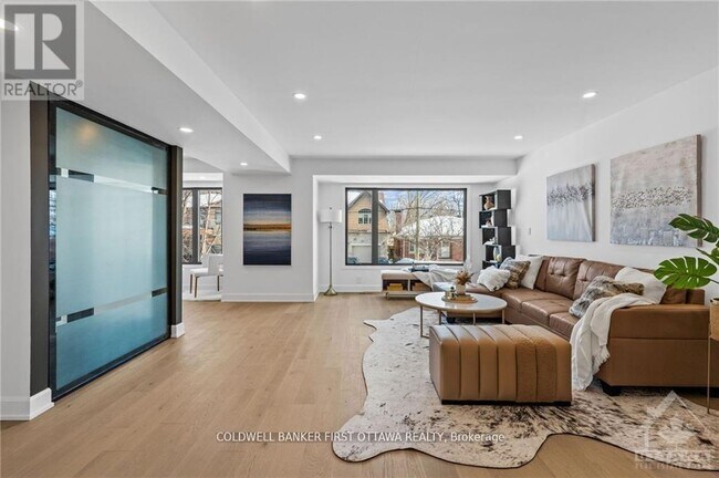 Photo - 628 Parkview Rd