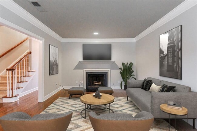 Photo - 125 Mt Vernon Cir