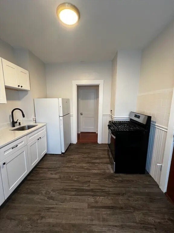 765 Broadway Unit 10