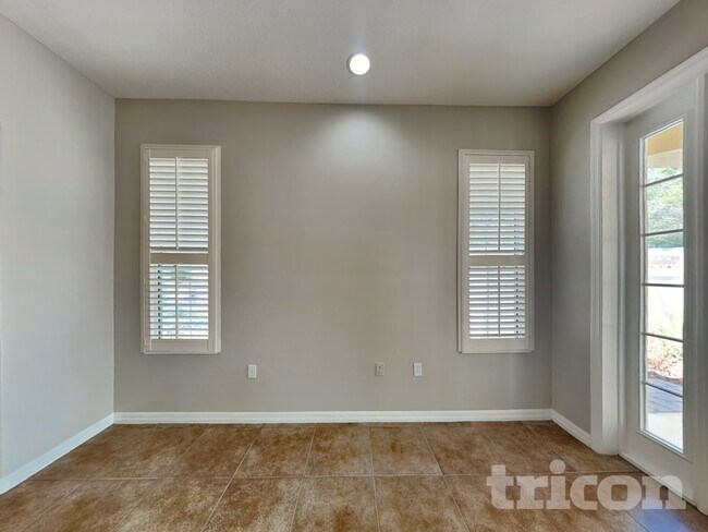 Photo - 33314 Portal Dr