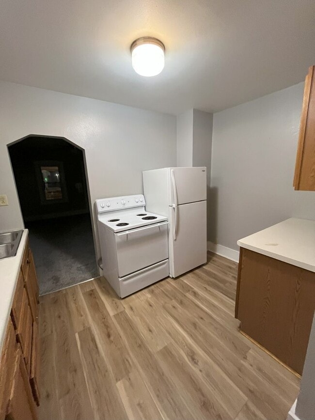 Building Photo - Charming 3-Bed, 1-Bath Single-Family Home ...