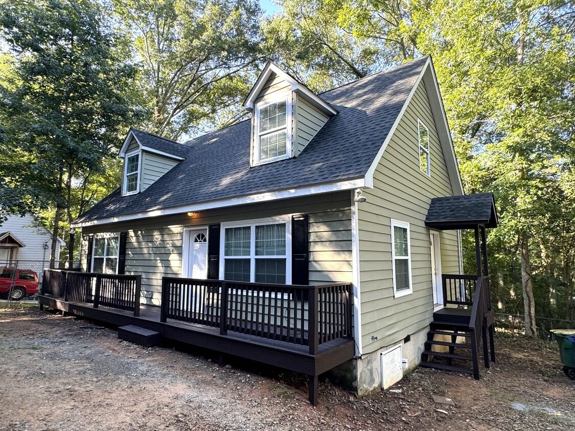 Photo - 231 Derby St (Athens, GA)