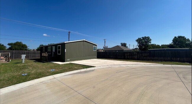 Photo - 113 Atakapa Ct